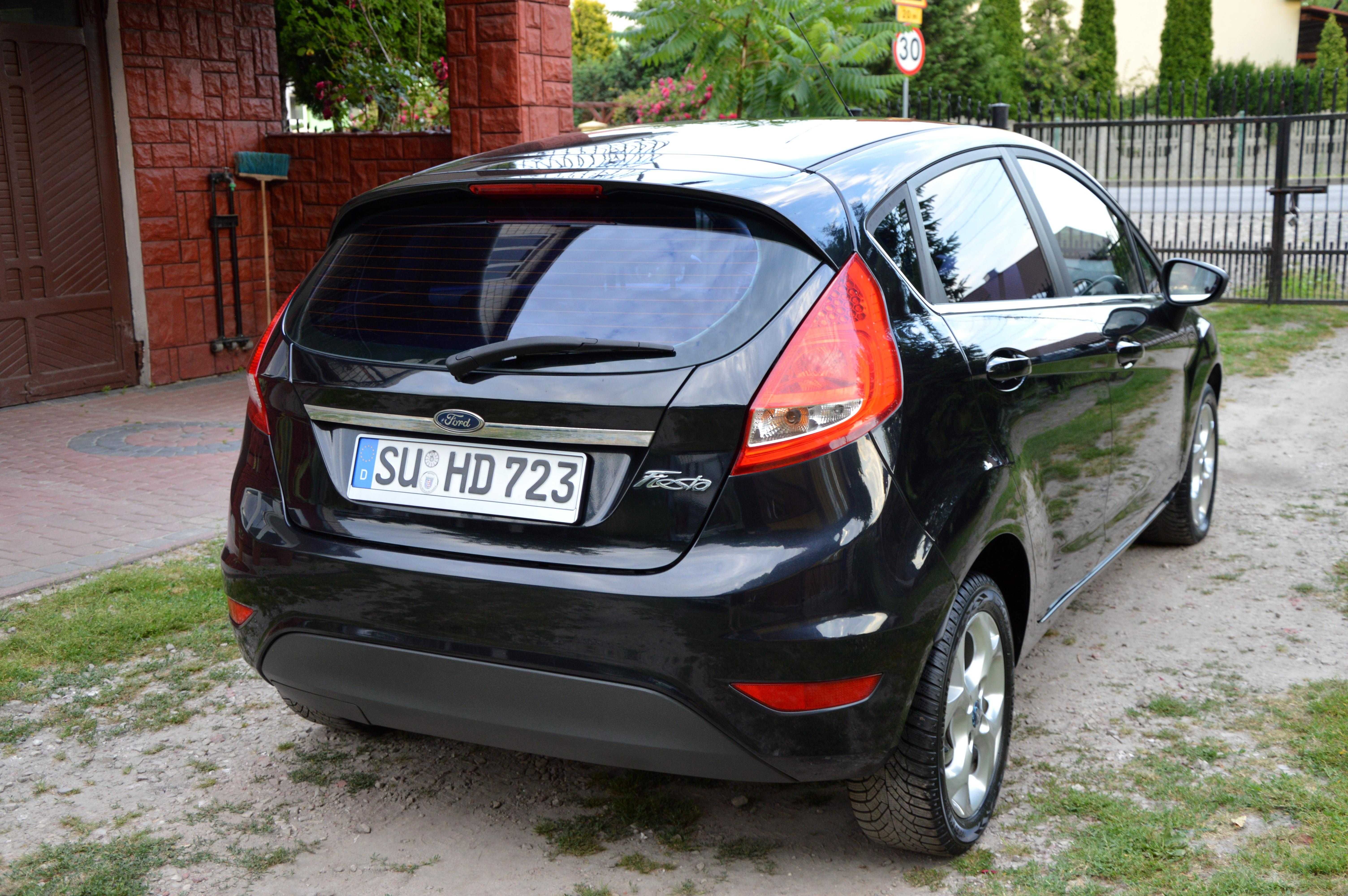 Śliczna Fiesta Z Niemiec Klimatron Alu Chrom Benzynka