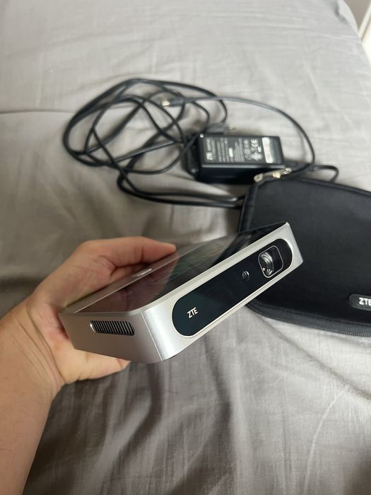 Projetor ZTE s2 pro