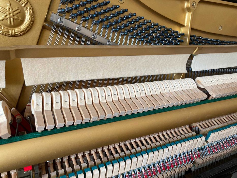 Pianino Yamaha U2