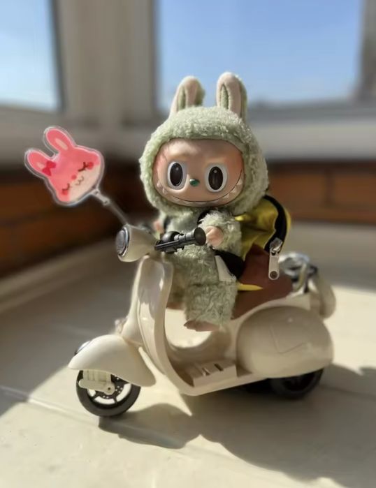 Міні-електричний мотоцикл для Лабубу  Labubu з підсвічуванням та муз.