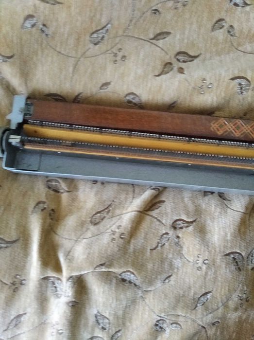 Ручна вязальна машинка "Чернівчанка"