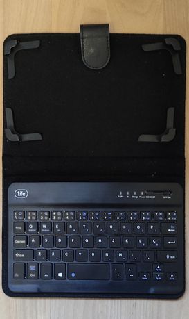 Capa para tablet c/ teclado