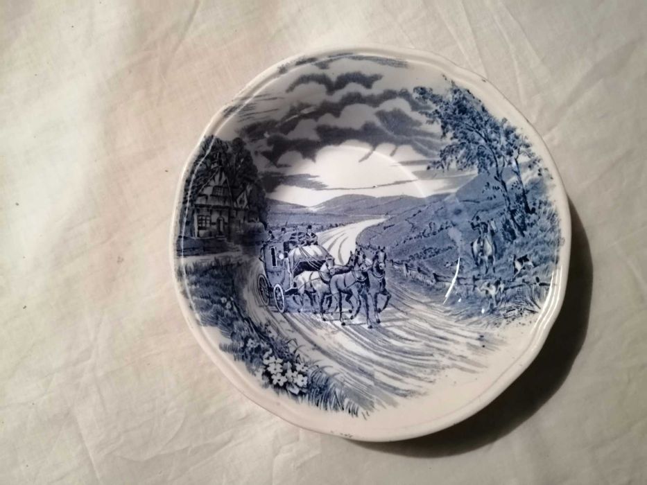 Taça louça Inglesa "Devonshire Road"