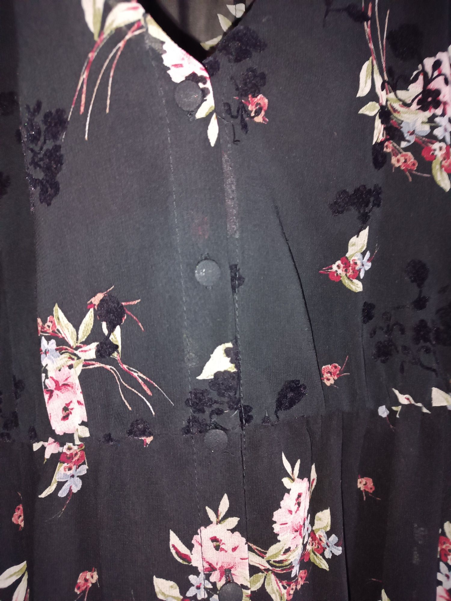 Sukienka w kwiaty Zara 38