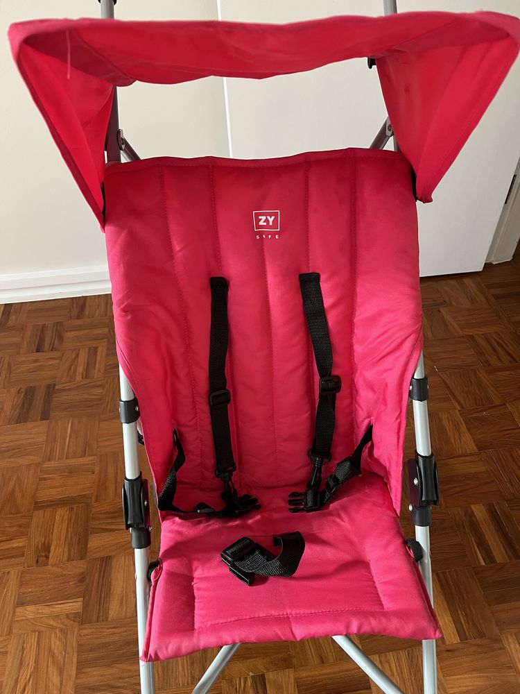 Carrinho de passeio Rosa  30 euros