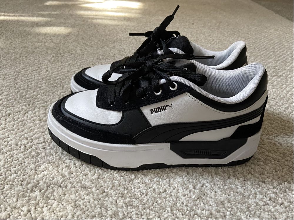 Sneakersy Puma czarno białe 36