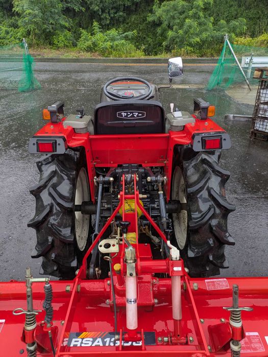Traktor Yanmar F-7D – 17 KM