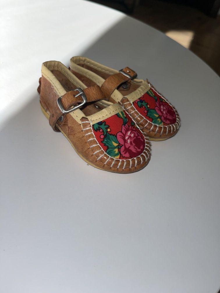 Góralskie niemowlęce kierpce