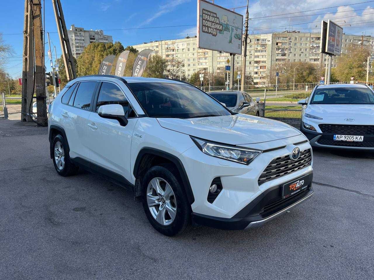 Toyota RAV-4 Hybrid 2019