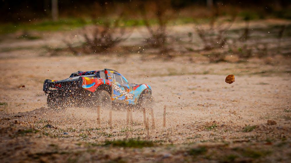 Traxxas Maxx Slash 6s