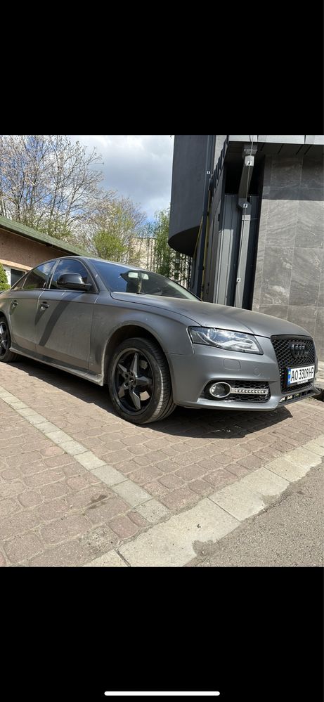 Авто audi a4