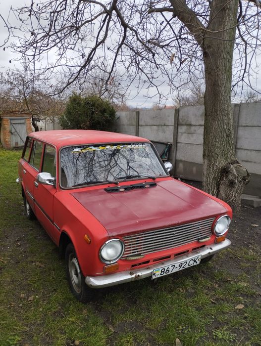 Продам роботягу ваз 2102 газ-бензин