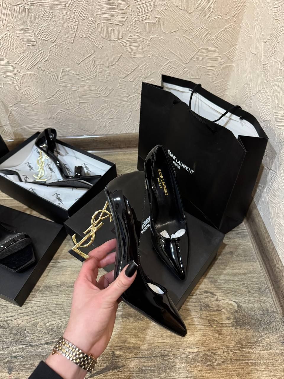 Туфлі ysl нові , Yves Saint Laurent