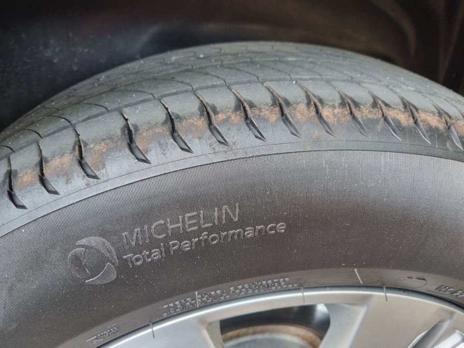Opony letnie Michelin 215/65/R17