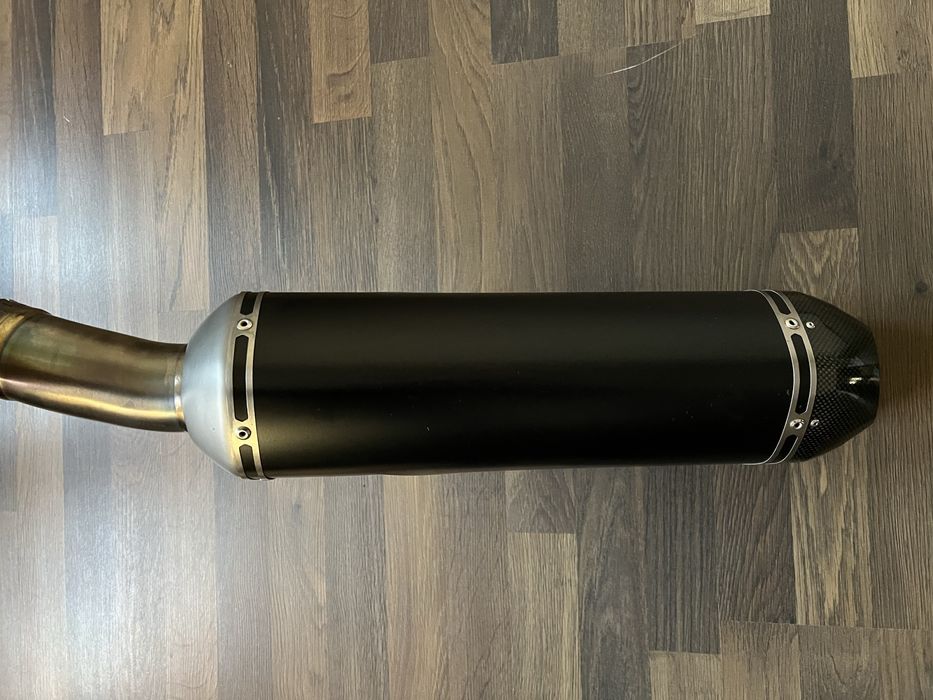 BMW R 1250 gs Akrapovic wydech tłumik