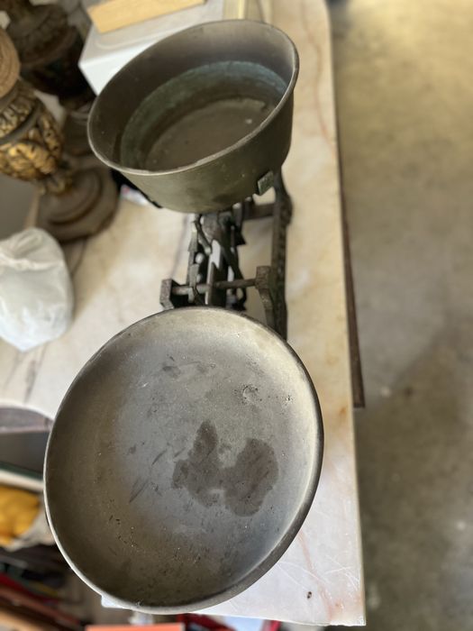 Balança de pesar antiga