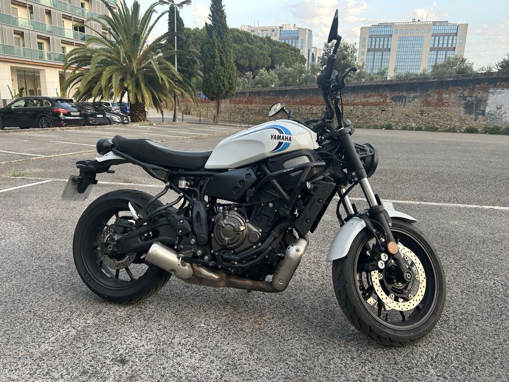 Yamaha XSR 700 de 2022.