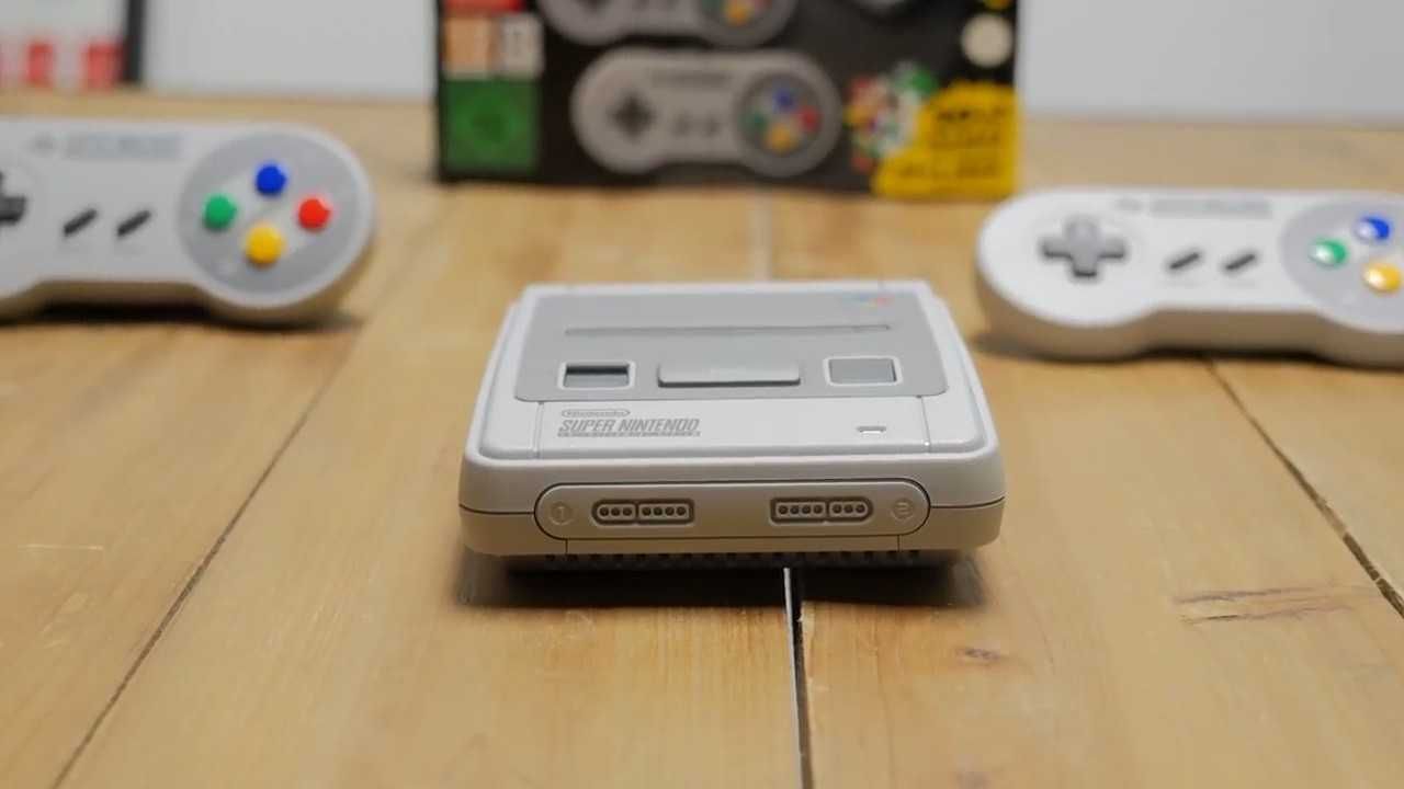 SNES MINI - Em perfeito estado, praticamente sem uso