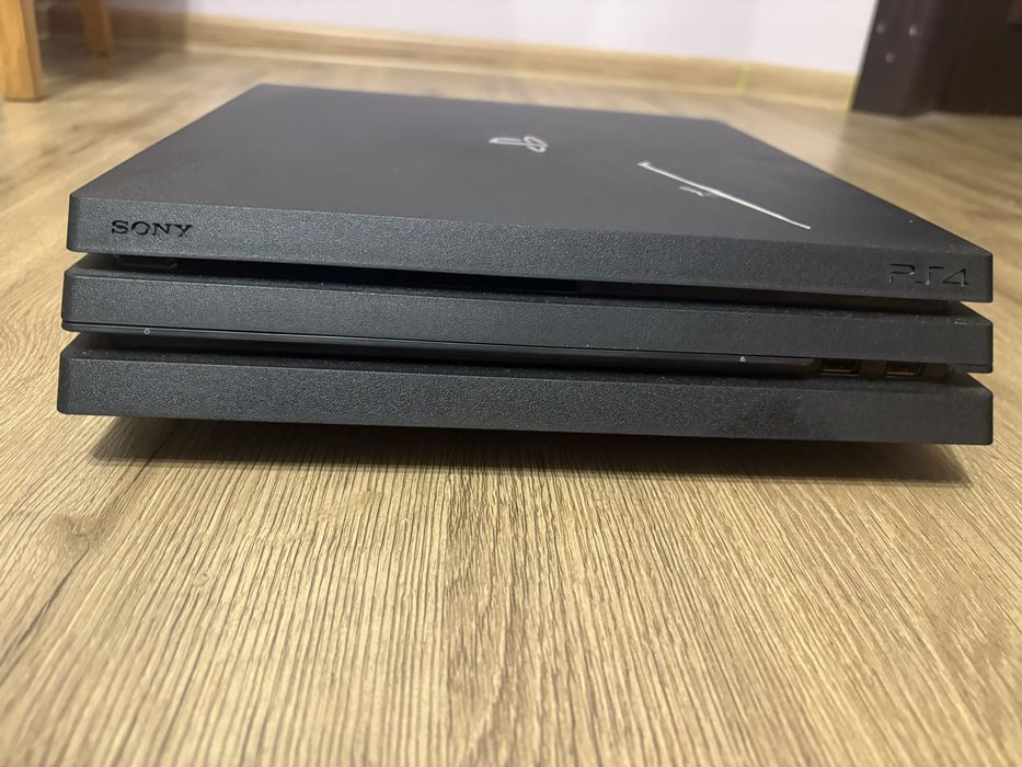 Playstation 4 Pro 1TB