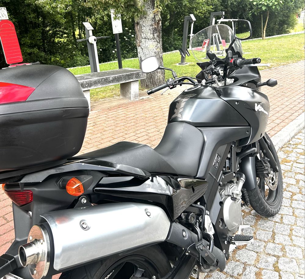 Suzuki vstrom 650 dl igual a nova