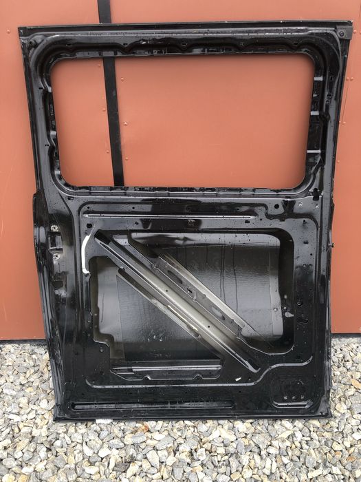 Двері ліві зсувні w447