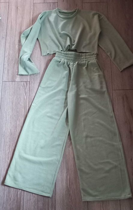 Костюм жіночий-підлітковий олива "М-S"