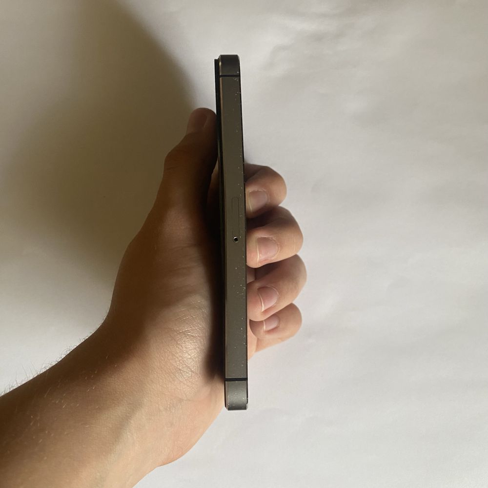 Iphone se 2016 srebrny