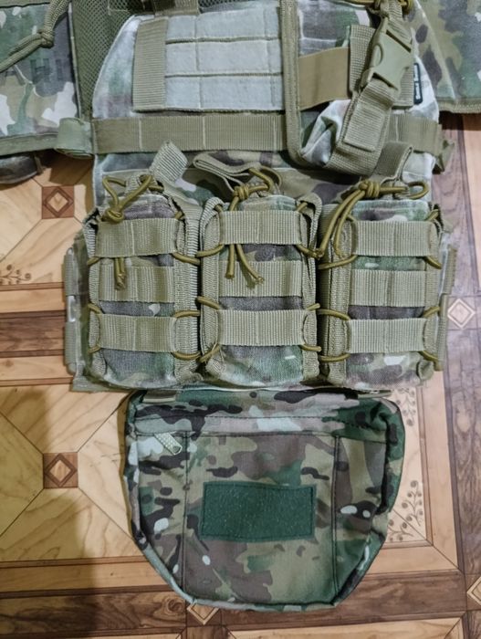 Плитоноска з підсумками  Single Sword