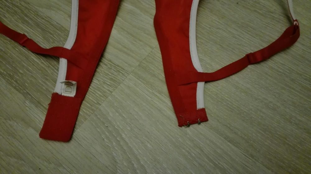 Biustonosz push up 85B czerwony jak nowy