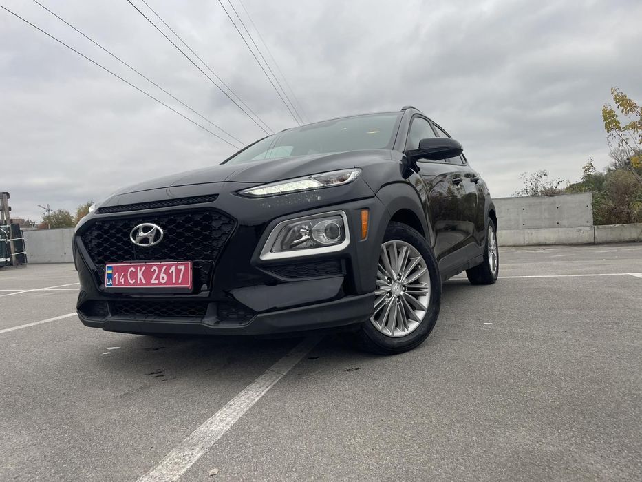 Хюндай кона Hyundai Kona 2.0 бензин. ЗИМОВА ГУМА. АВТОМАТ.