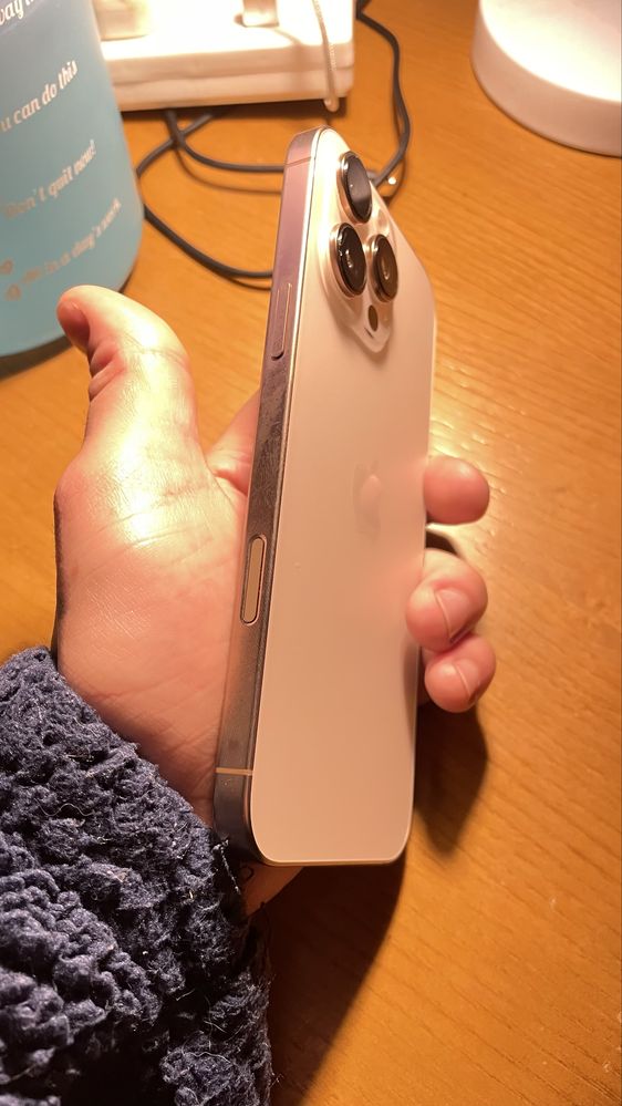 IPHONE 16 pro max