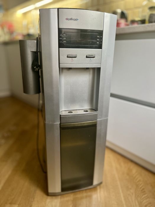 Продам кулер для води HotFrost