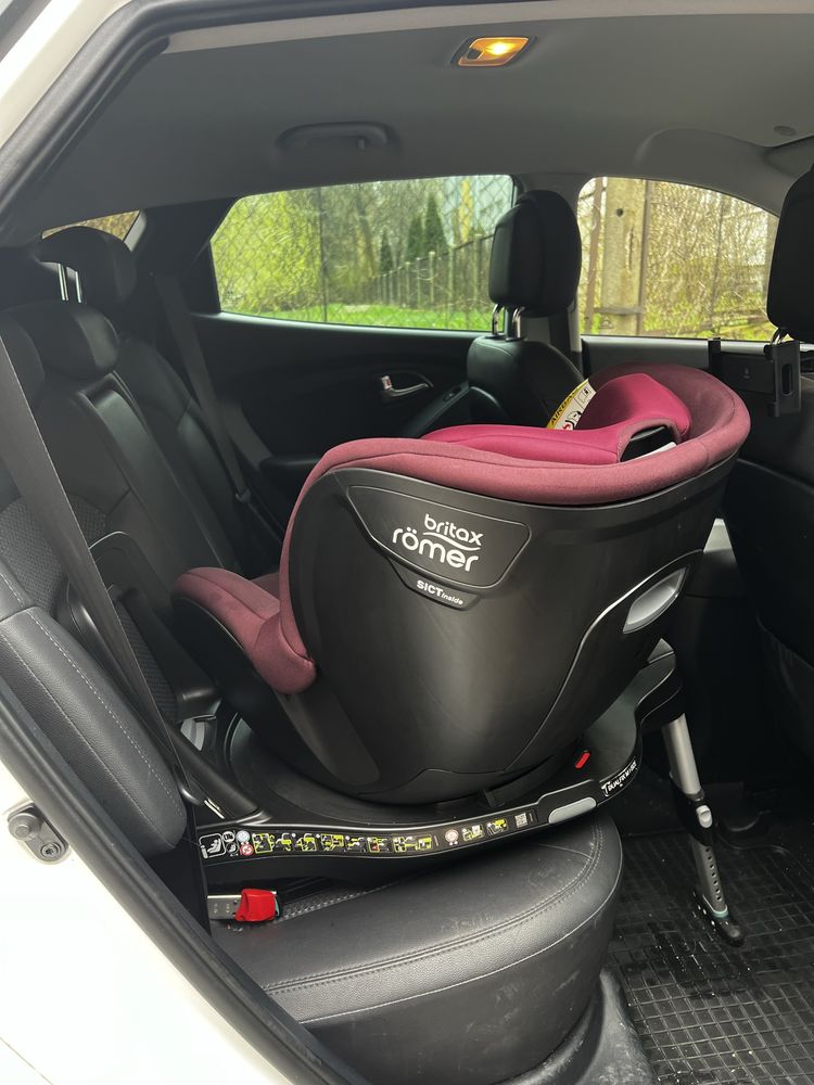 Fotelik samochodowy Britax Romer Dualfix M i-Size