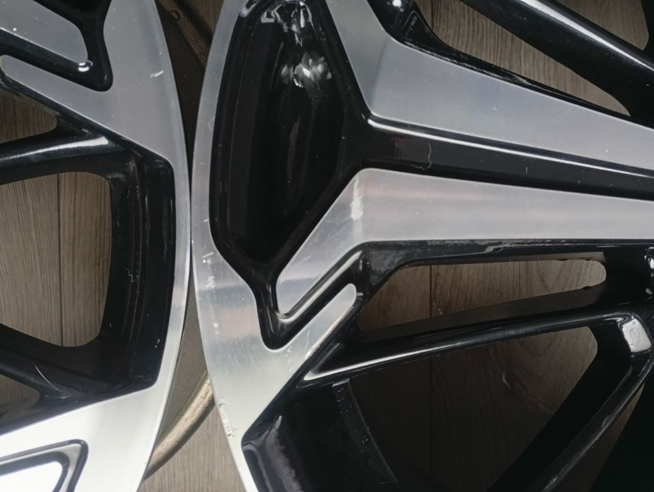 Felgi Toyota RAV4 Hybrid 19" 114,3x5