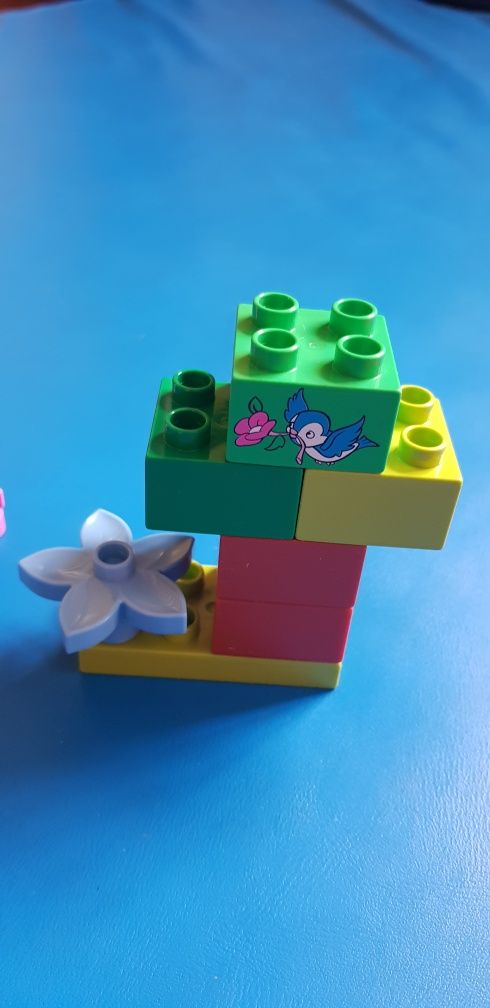 6152 lego duplo chatka Królewny Śnieżki