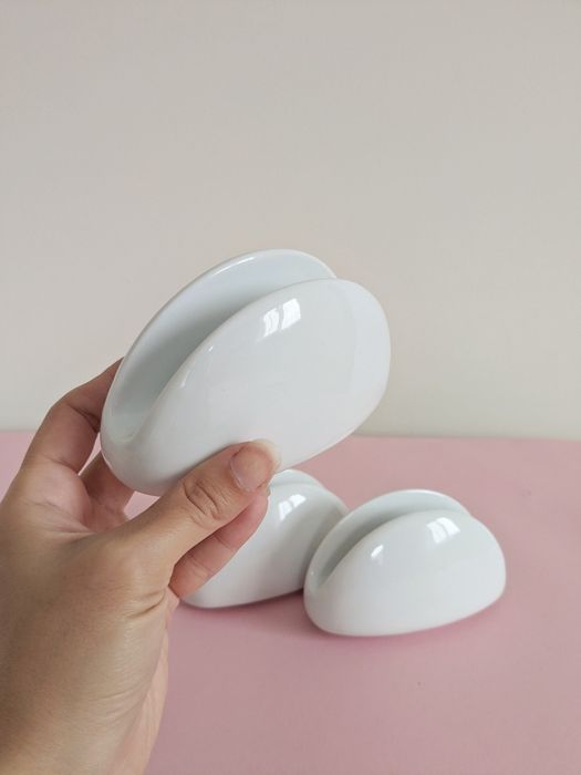 Біла підставка для серветок. Продаж/оренда