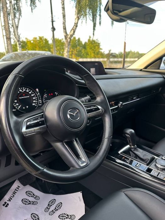 В продажі Mazda CX-30