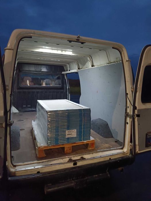 Професійні вантажники, офісні та квартирні переїзди