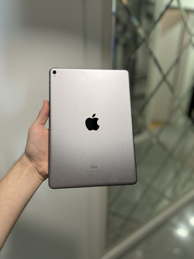планшет Apple iPad Pro 9.7 256gb Wifi Space Gray з гарантією