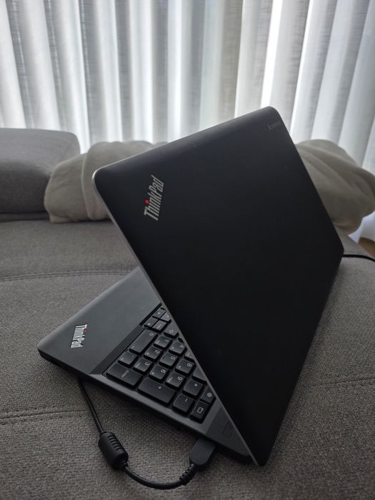 Lenovo E531 i3 512GB. Troca/retoma. Com carregador