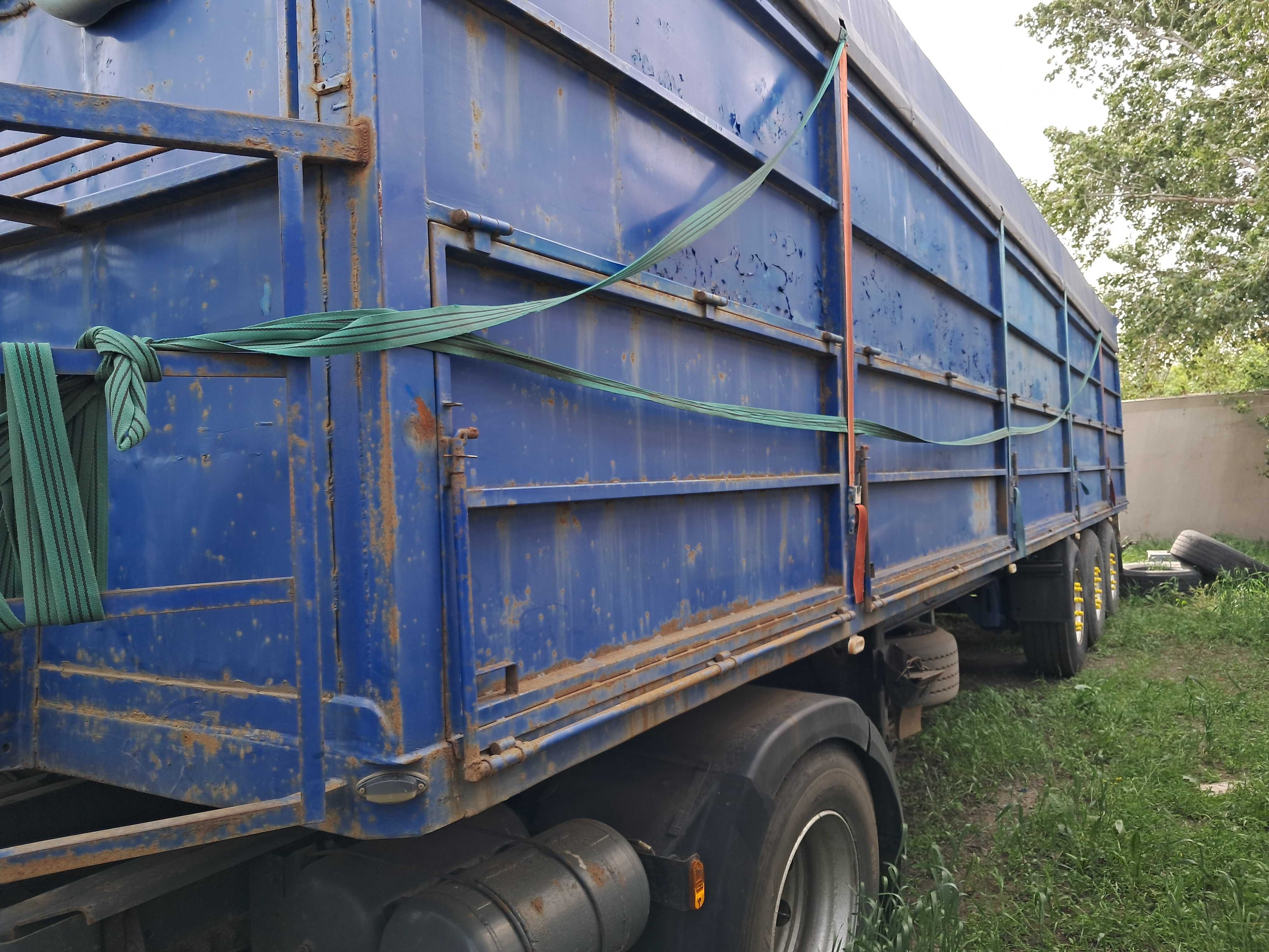 Полуприуеп зерновоз бортовый