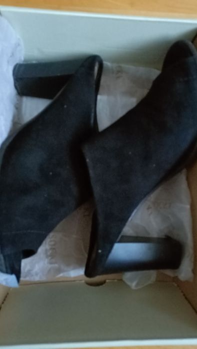 Klapki na obcasie zamsz Lasocki rozm  41