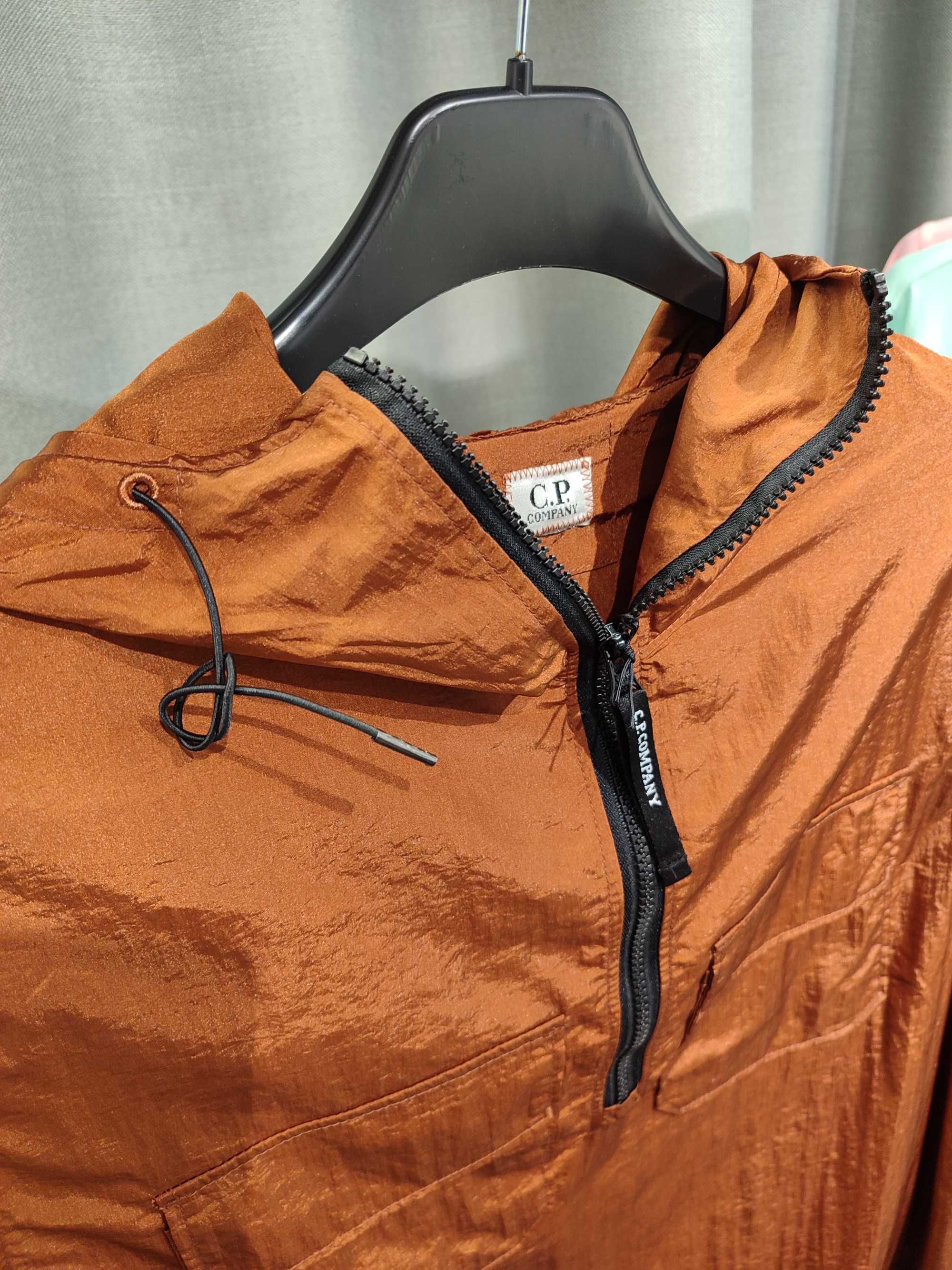 Куртка C.P. Company Nylon Arm Lens Hooded Overshirt Spicy Orange