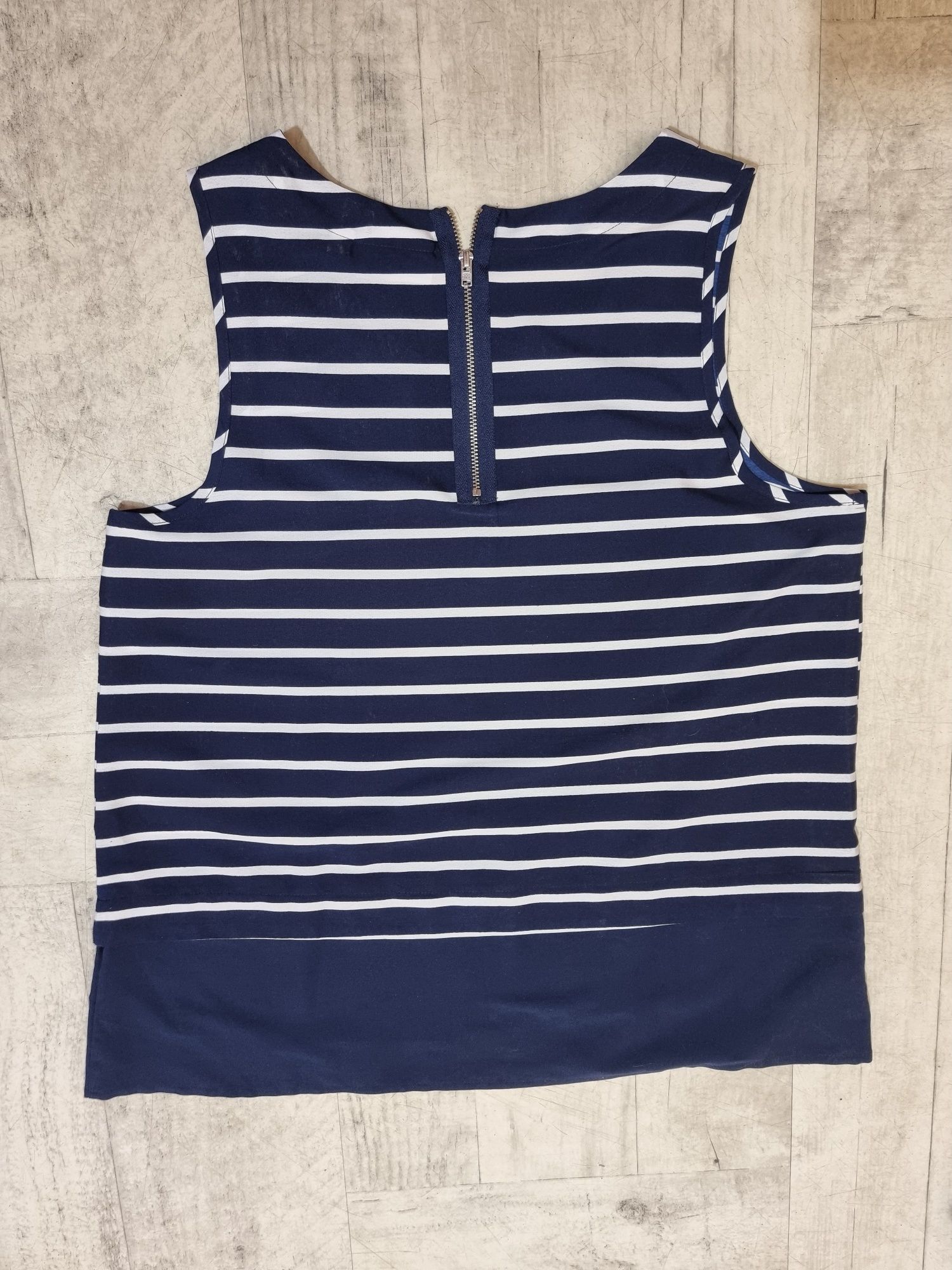Bluzka bez rękawów paseczki Trendy One 40