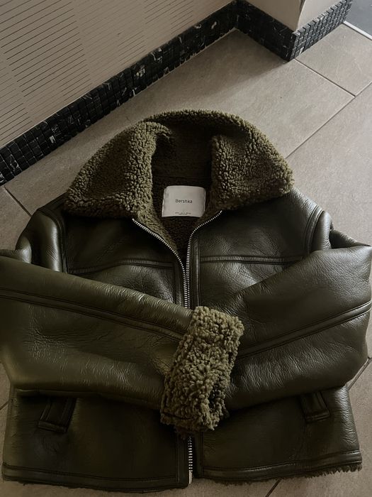 Дублянка Bershka,розмір S в ідеальному стані