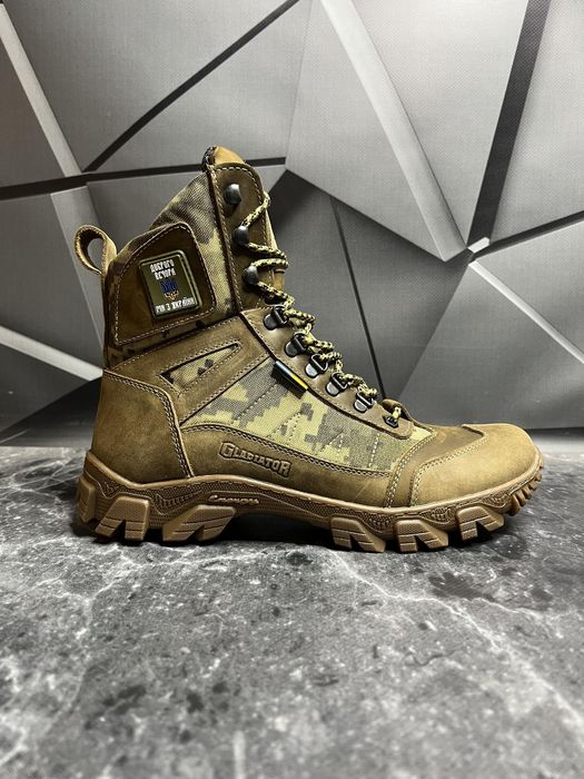 Тактичне зимове взуття / Берці / Черевики військові — легкі,з хутром