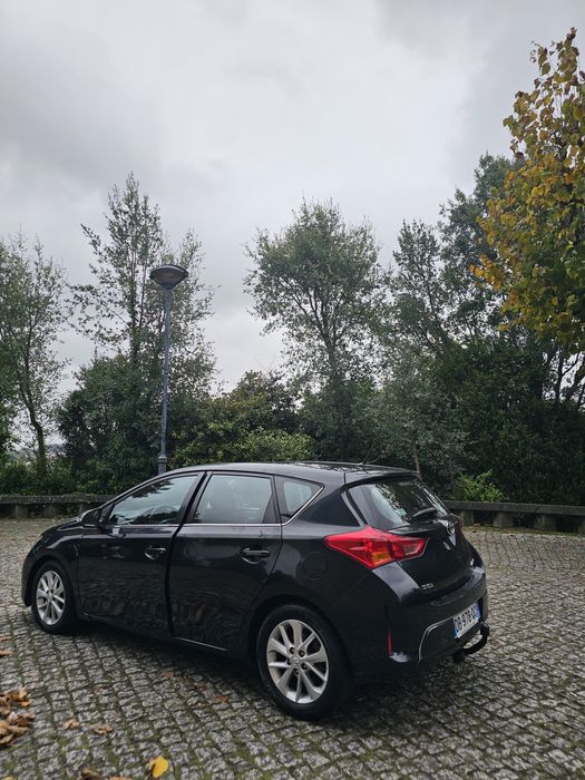 Toyota auris 2.0 d4d
