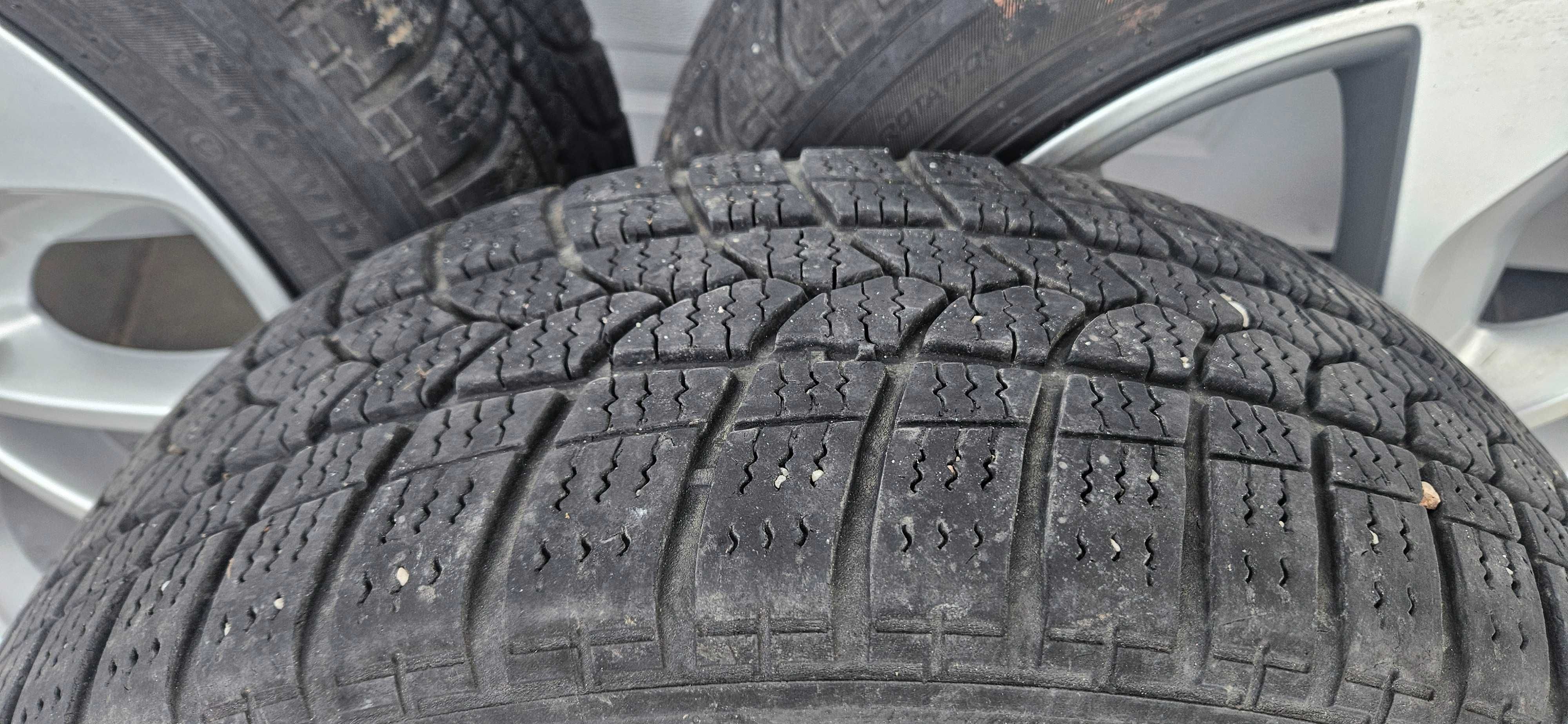 Oryginalne felgi RENAULT CLIO IV CAPTUR 4x100 16cali  zimowe 195/55/16