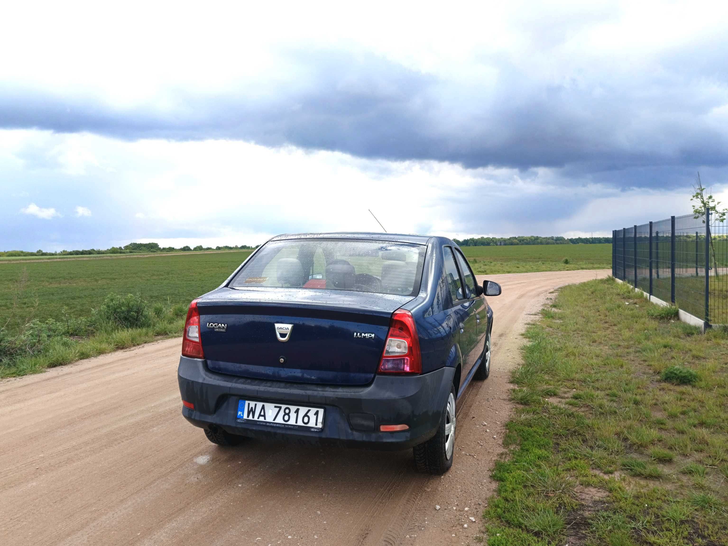 Dacia Logan 2009 r. z niskim przebiegiem