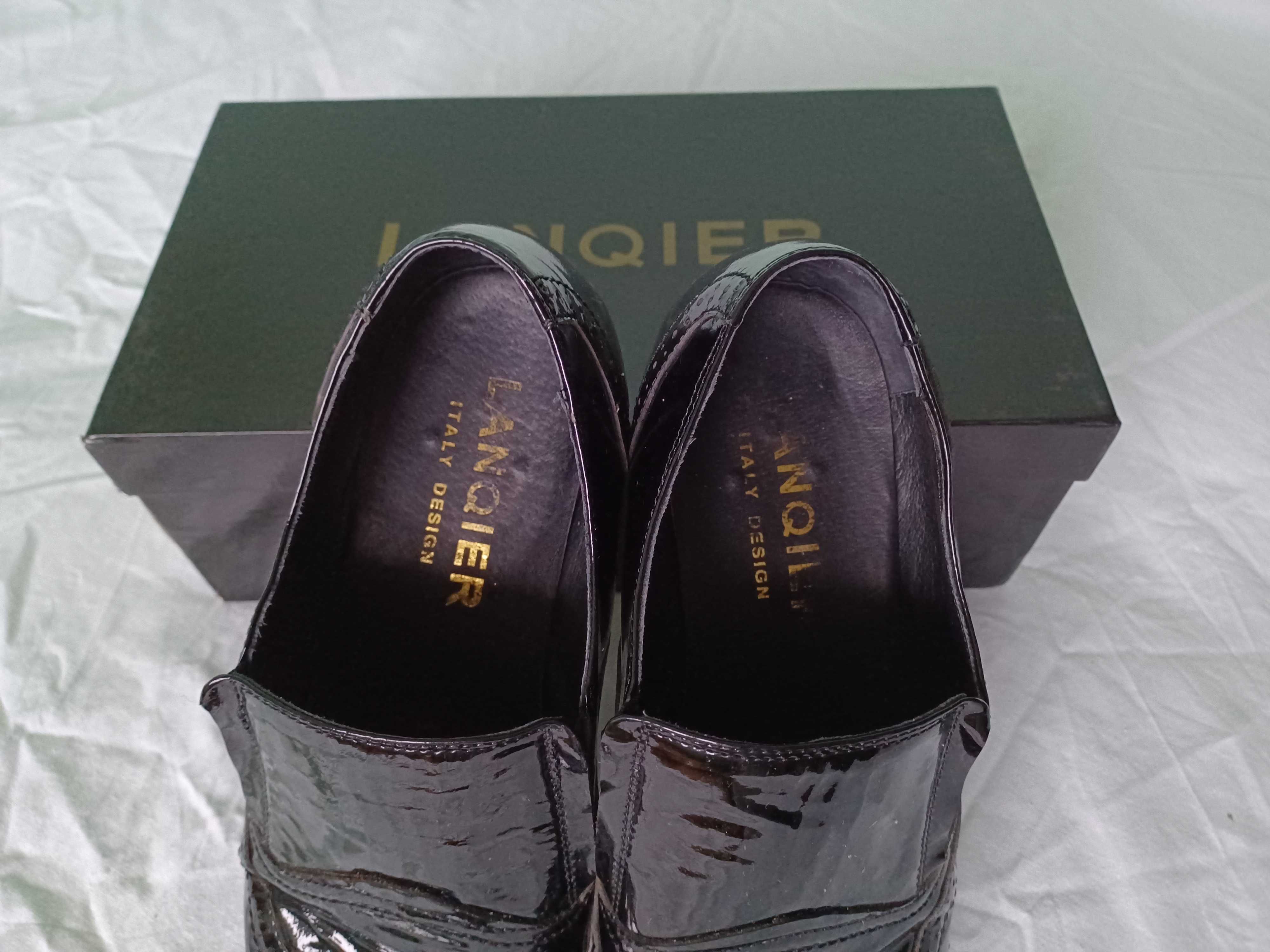 Czarne Buty Lakierki marki LANQIER Italy Design rozmiar 44.